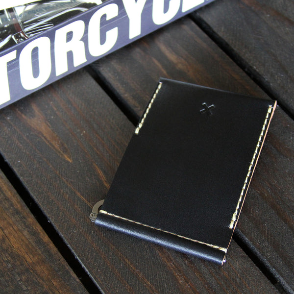 FLIP V2 WALLET in BLAQ
