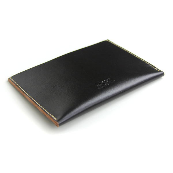 PASSPORT SLEEVE in BLAQ