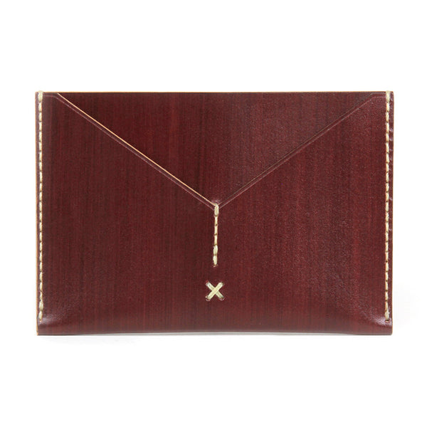 PASSPORT SLEEVE in REDWOOD