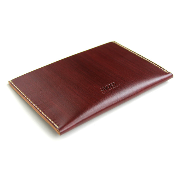 PASSPORT SLEEVE in REDWOOD